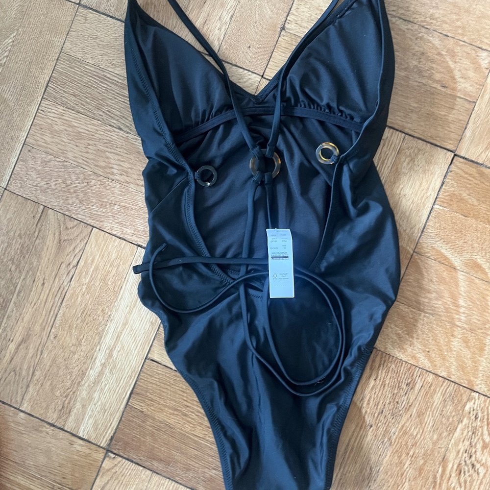 J. Crew O-ring V-neck one-piece swimsuit black size 6 NWT - Picture 4 of 5